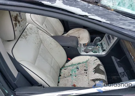 2010 Lincoln Mkx z USA, uszkodzony, nr VIN 2LMDJ6JCXABJ14761